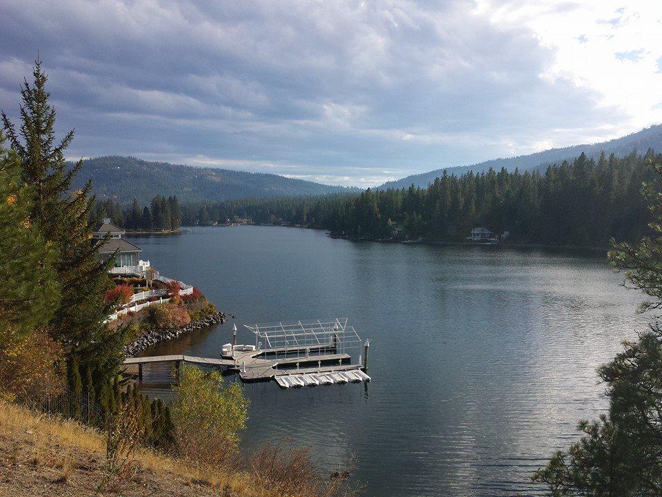 River Cove Elegant Waterfront Bed & Breakfast Post Falls Bagian luar foto