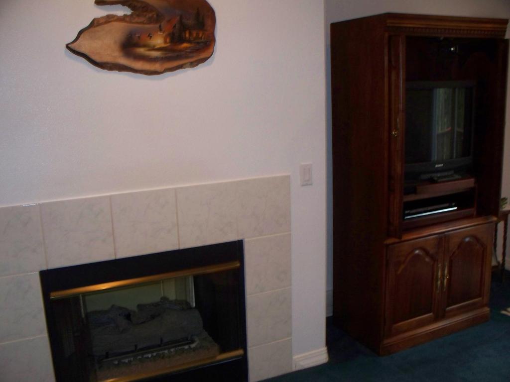 River Cove Elegant Waterfront Bed & Breakfast Post Falls Ruang foto