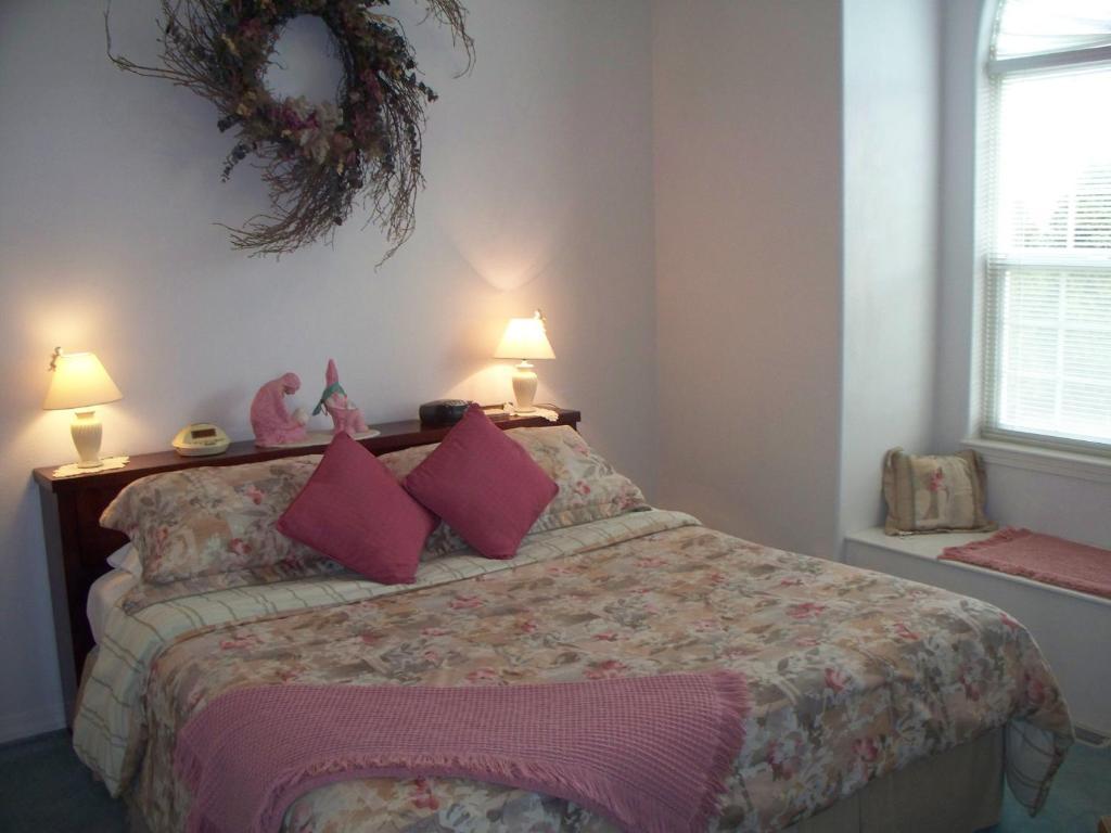 River Cove Elegant Waterfront Bed & Breakfast Post Falls Ruang foto